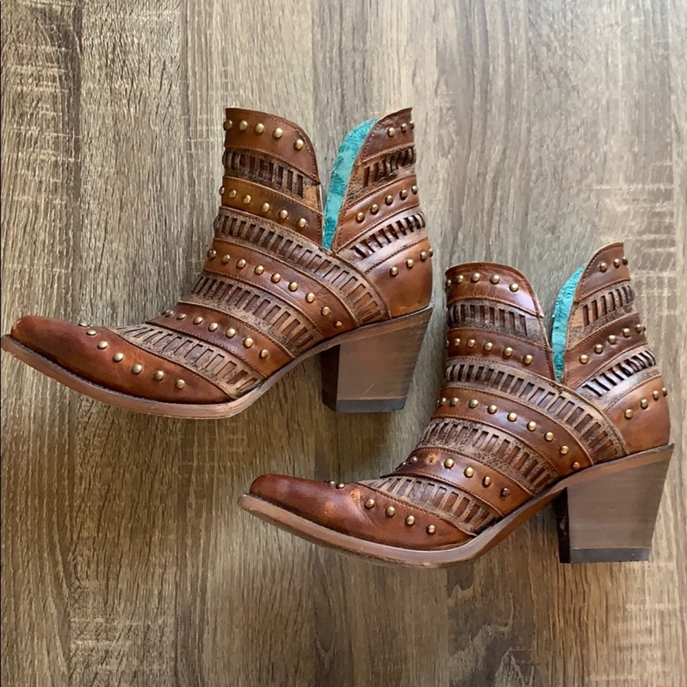 Corral boots/booties 9.5 - Picture 1 of 3